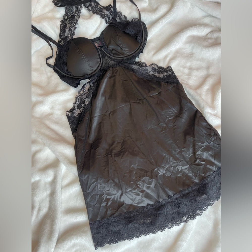 Fredericks of Hollywood Black lingerie